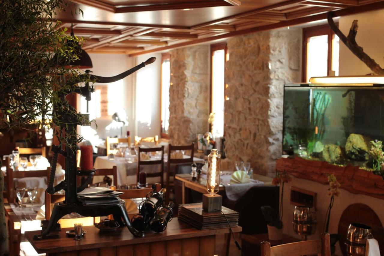 Hotel De La Truite & Spa Le Petit Nautilus Le Pont Eksteriør billede