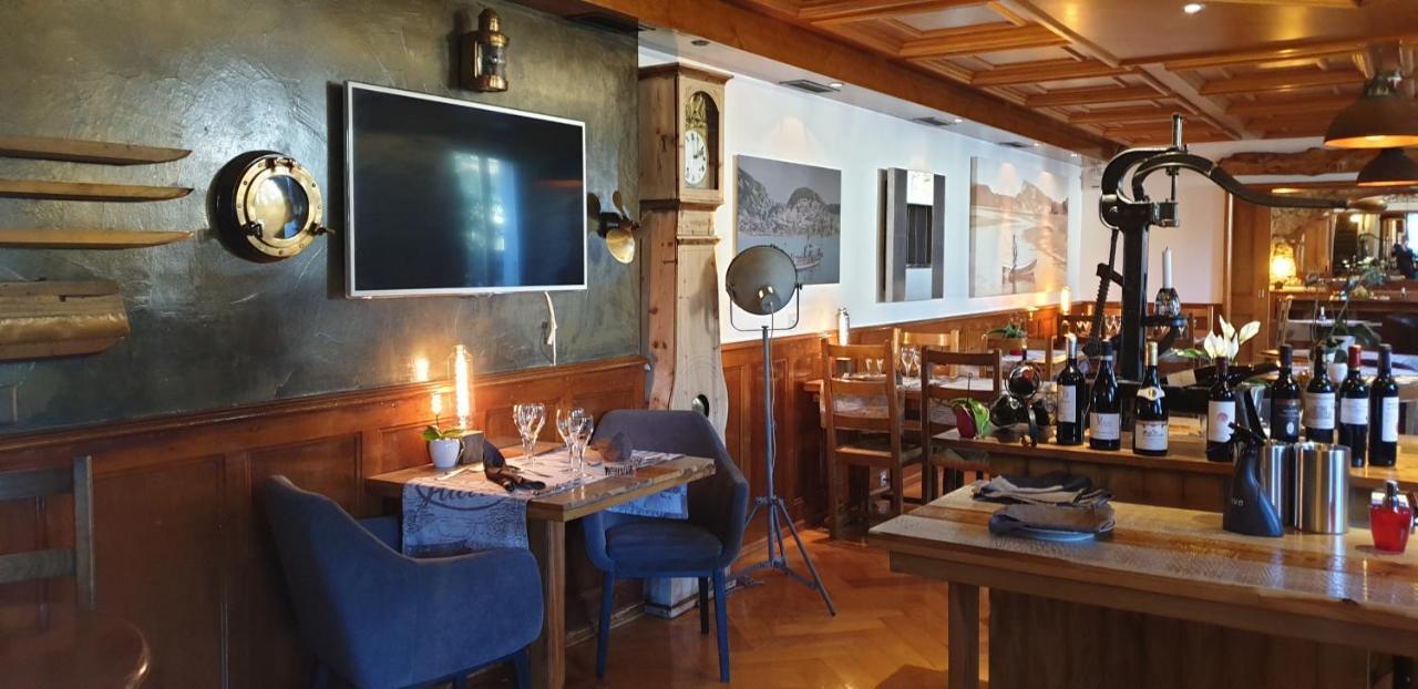 Hotel De La Truite & Spa Le Petit Nautilus Le Pont Eksteriør billede