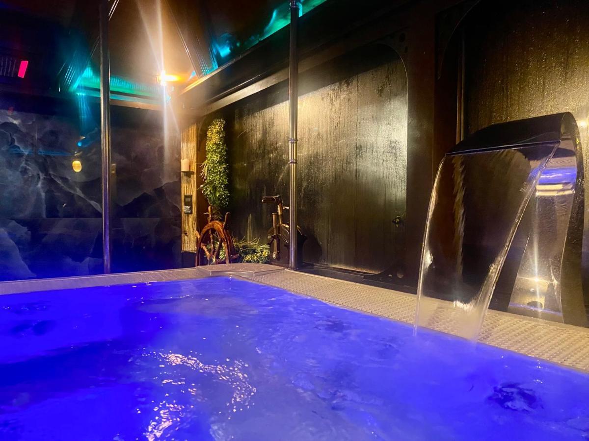 Hotel De La Truite & Spa Le Petit Nautilus Le Pont Eksteriør billede